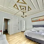 Golden Home Apart